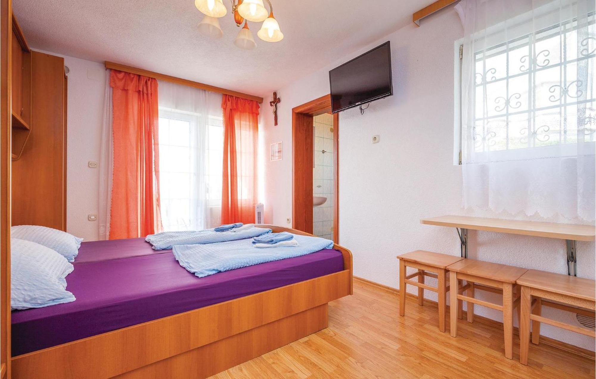 1 Bedroom Cozy Apartment In Crikvenica Exterior photo