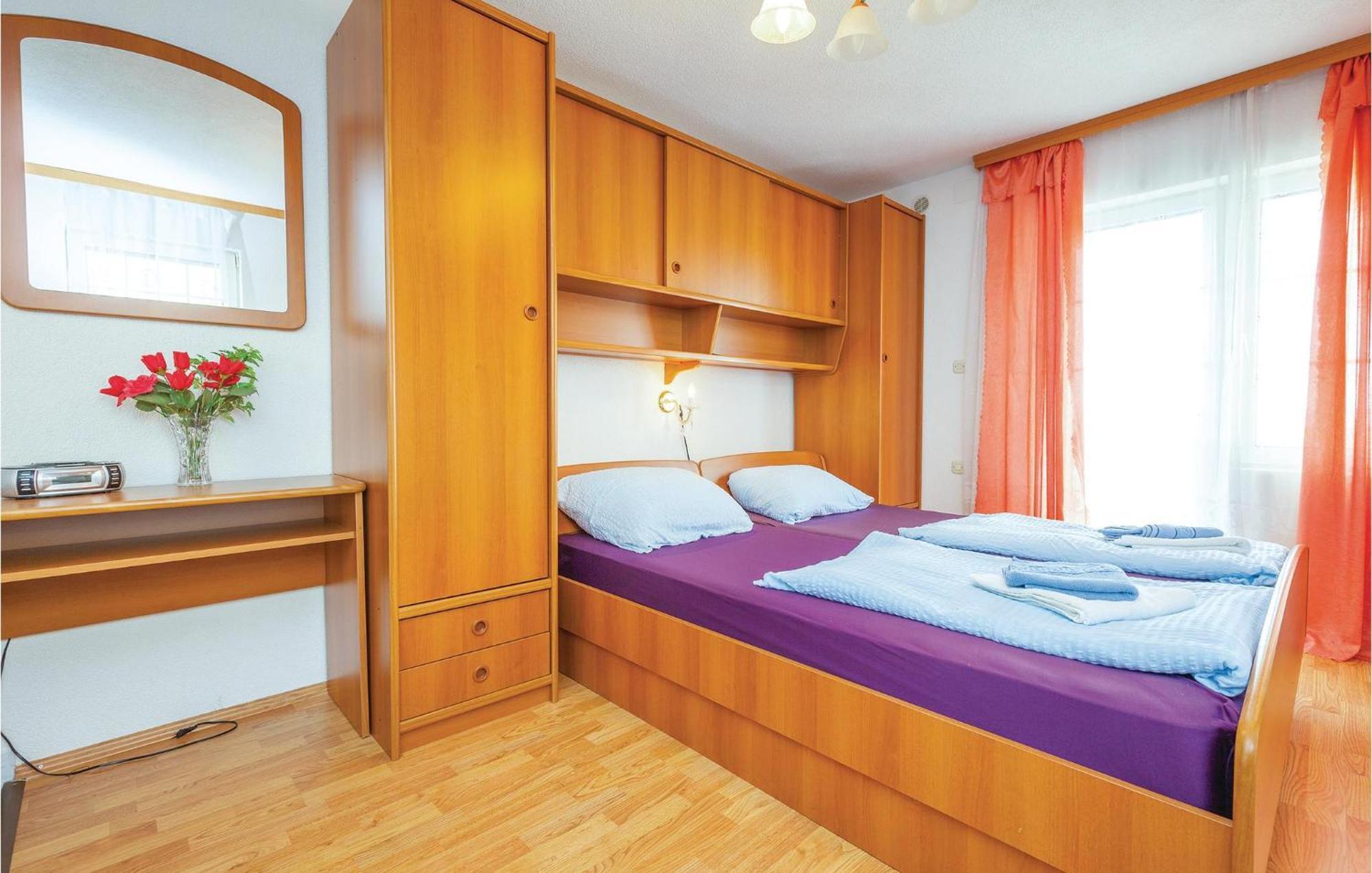 1 Bedroom Cozy Apartment In Crikvenica Exterior photo