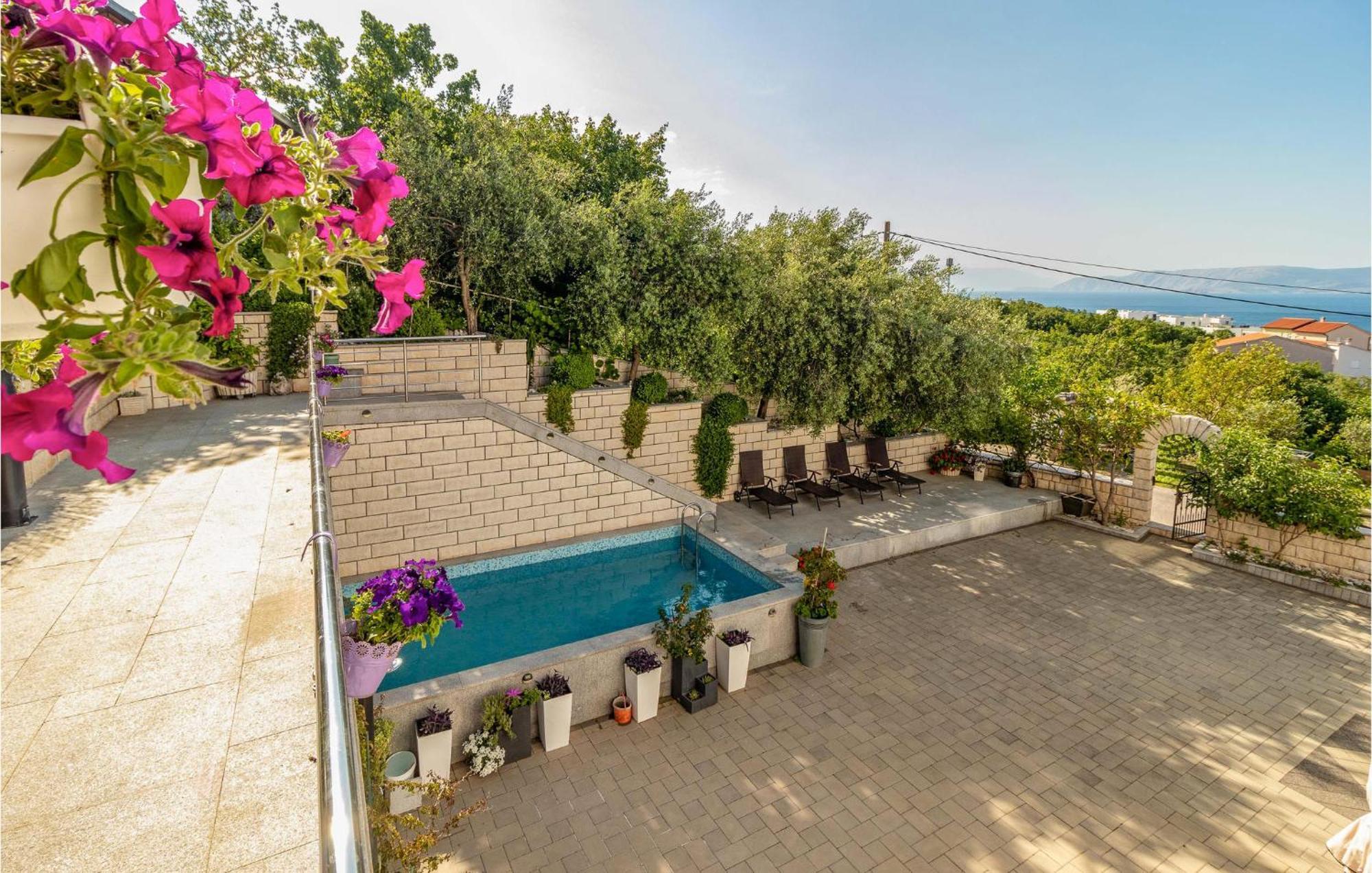 1 Bedroom Cozy Apartment In Crikvenica Exterior photo