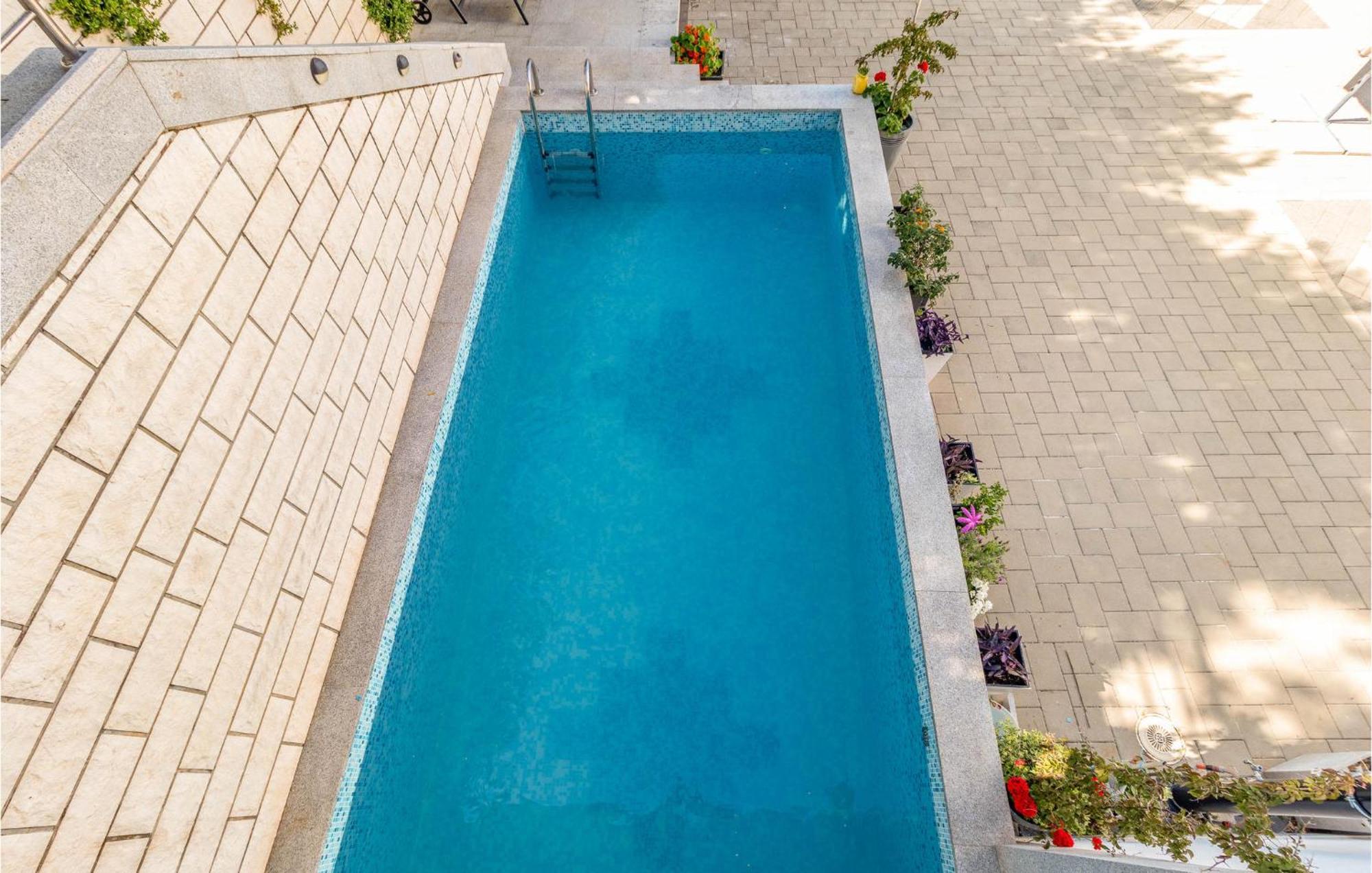 1 Bedroom Cozy Apartment In Crikvenica Exterior photo